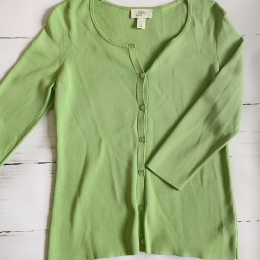 ✨Loft Green Cardigan EUC